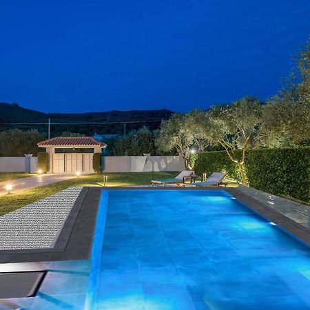 Gala'S Elegant Home Villa تراغاكي المظهر الخارجي الصورة