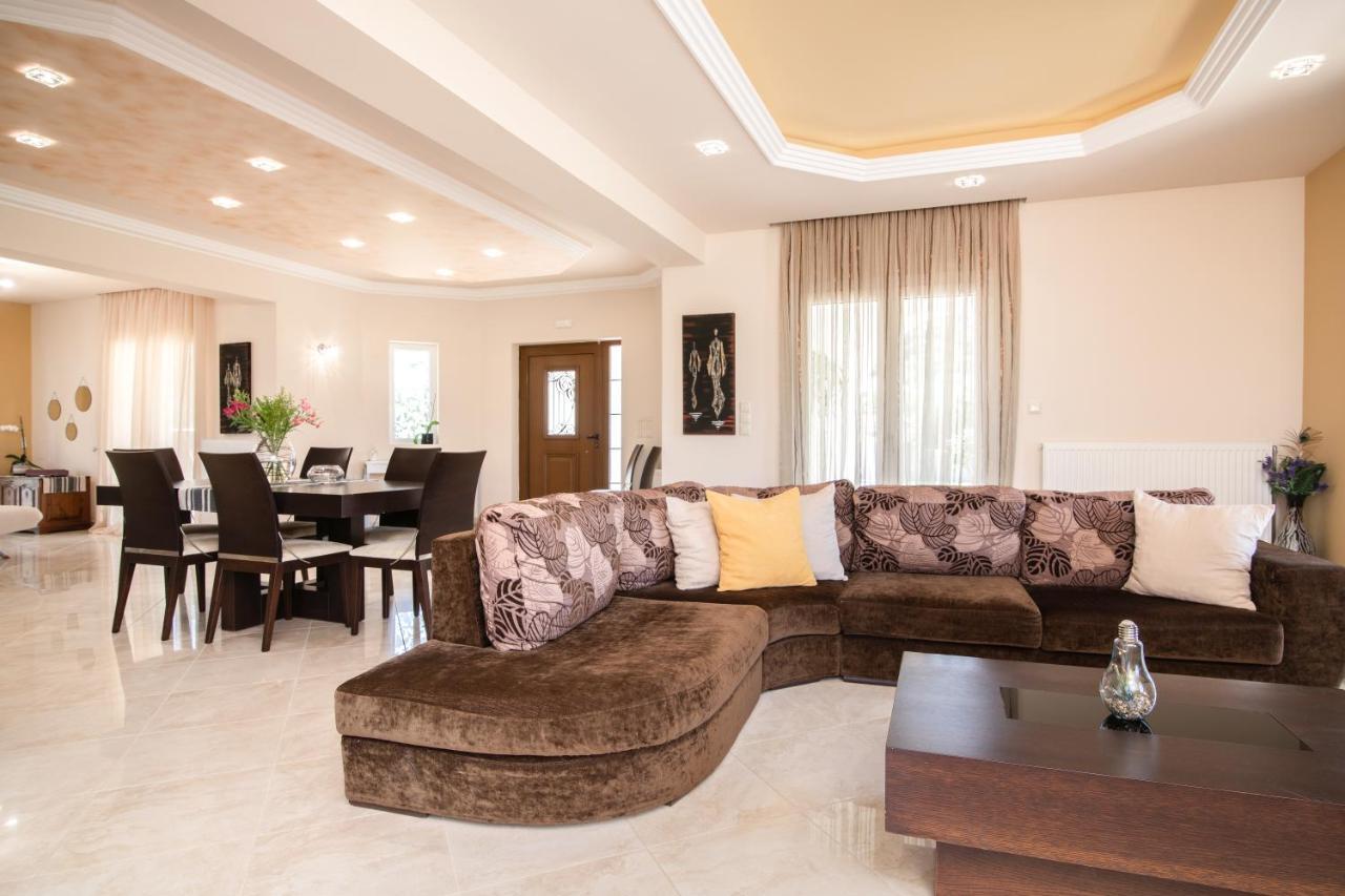 Gala'S Elegant Home Villa تراغاكي المظهر الخارجي الصورة